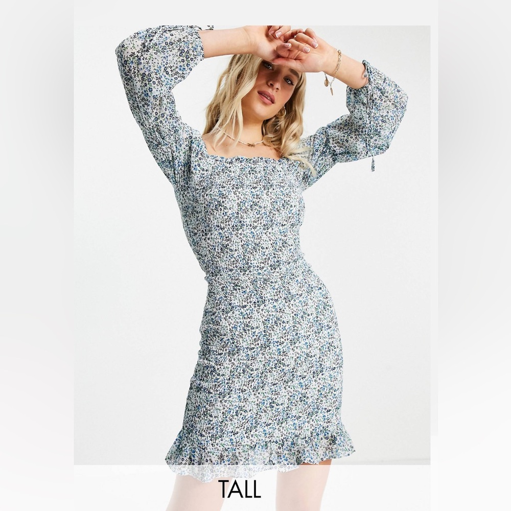 NWT INFLUENCE TALL SZ 12 US SHIRRED SQUARE NECK MINI DRESS IN BLUE FLORAL